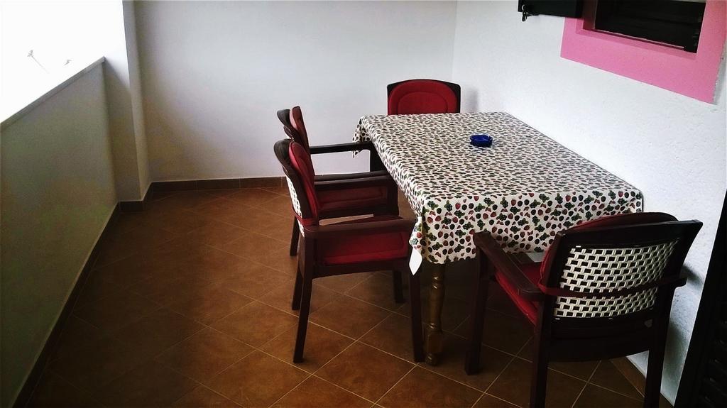 Apartments Lea ポレッチ エクステリア 写真