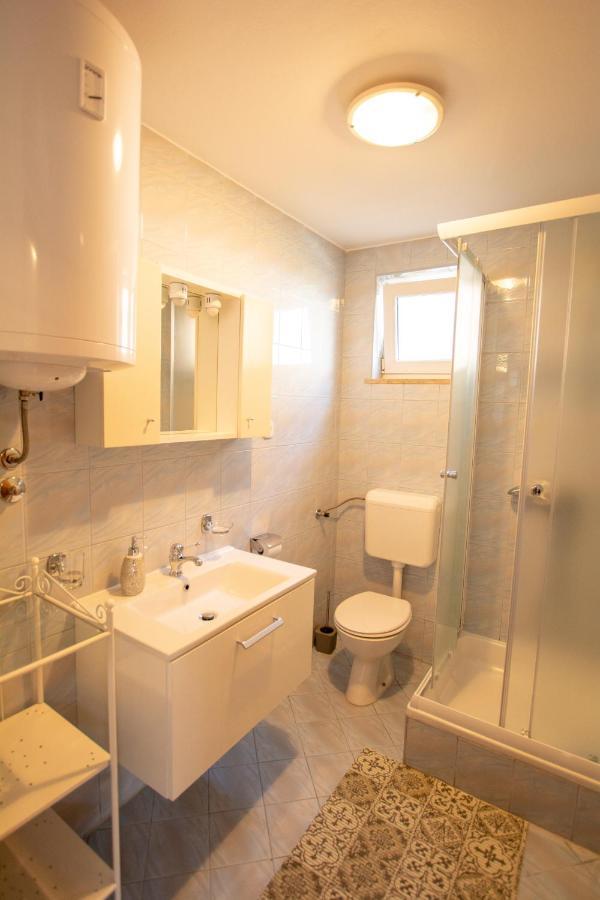 Apartments Lea ポレッチ エクステリア 写真